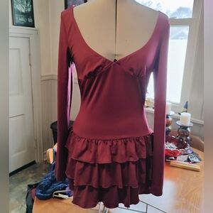 Elegant Burgundy Long Sleeve Dress